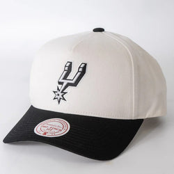 Mitchell & Ness NBA Pro Pinch White Team Colour Snapback Cap San Antonio Spurs