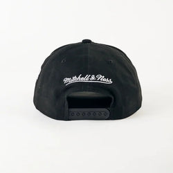 Mitchell & Ness NBA Chicago Bulls 72 Deadstock Snapback Cap