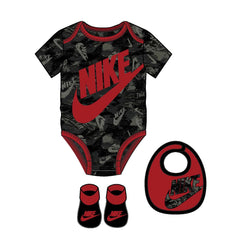 Nike Newborn Futura 3 Piece Set